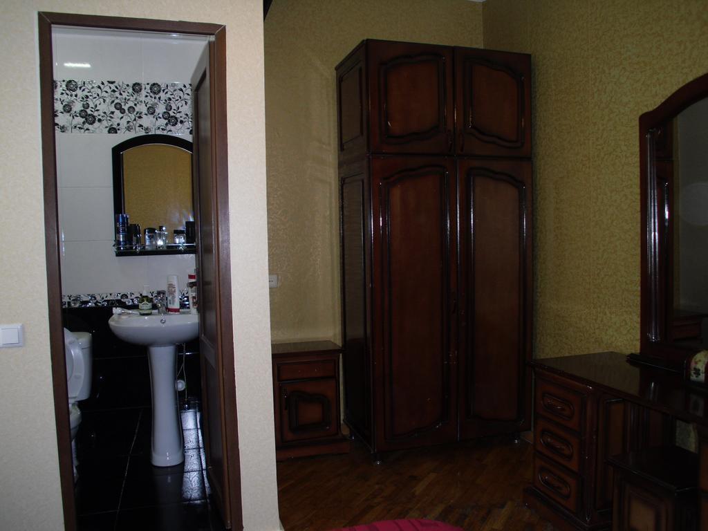 Suliko Guest House Batoumi Extérieur photo