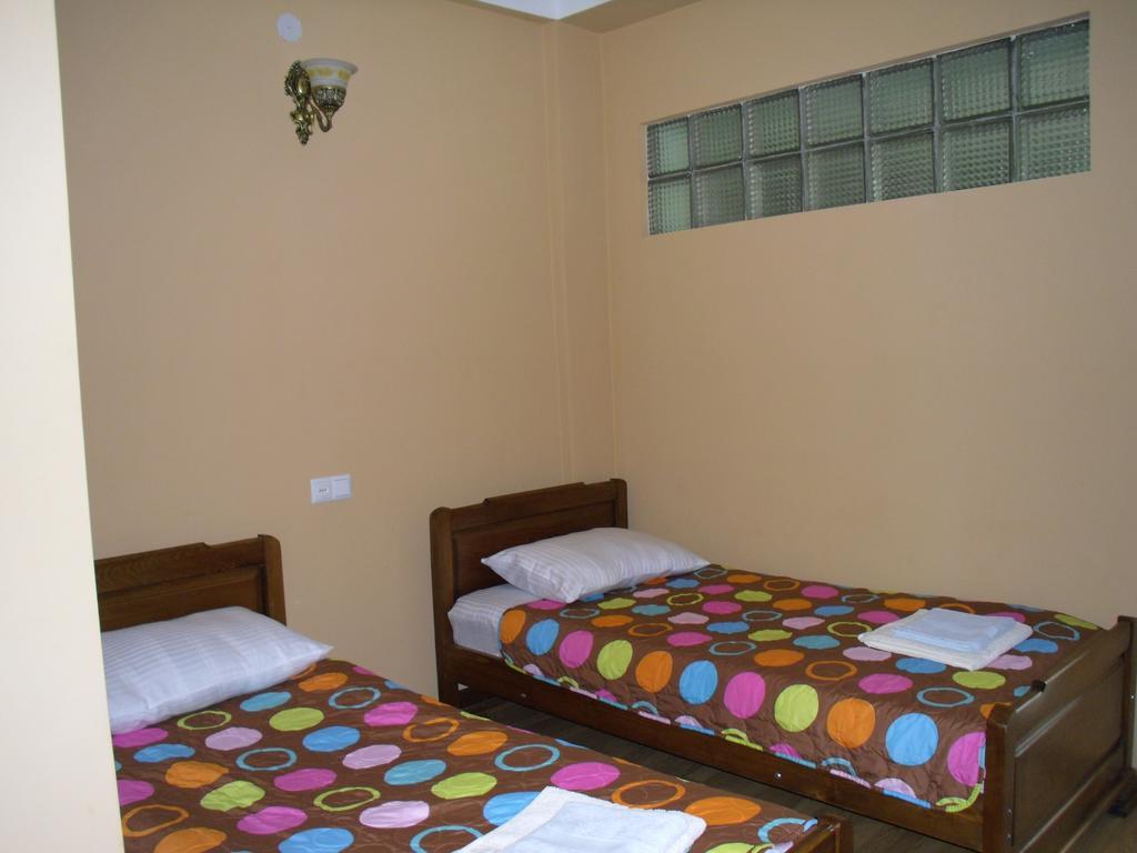 Suliko Guest House Batoumi Extérieur photo