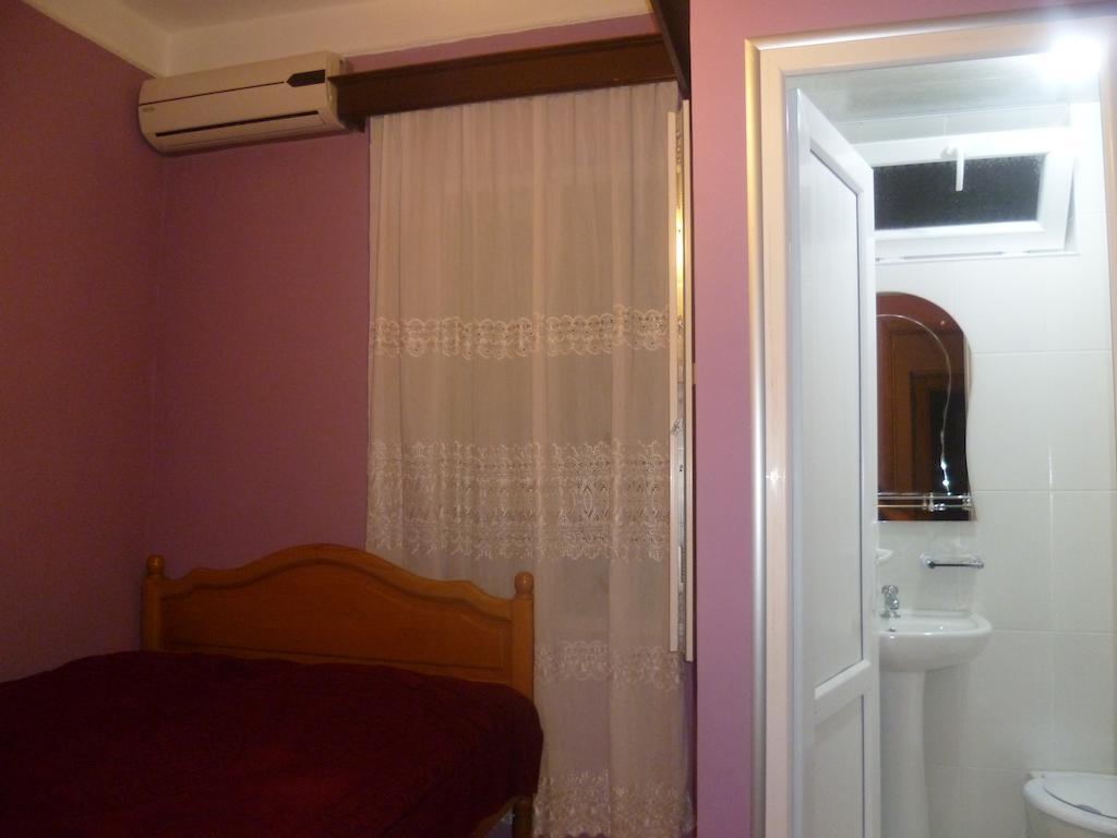 Suliko Guest House Batoumi Chambre photo