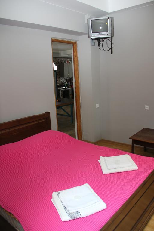 Suliko Guest House Batoumi Extérieur photo