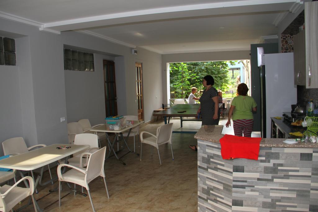 Suliko Guest House Batoumi Extérieur photo